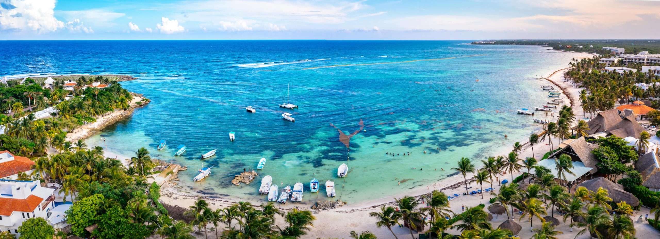 The Hidden Gem Between Tulum and Playa Del Carmen: A Complete Traveler's Guide to Akumal 4 Akumal Bay in Quintana Roo-min